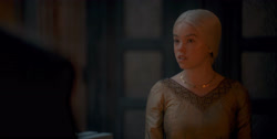 extant_HouseOfTheDragon_1x04-KingOfTheNarrowSea_4634
