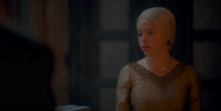 extant_HouseOfTheDragon_1x04-KingOfTheNarrowSea_4636