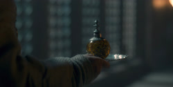 extant_HouseOfTheDragon_1x04-KingOfTheNarrowSea_4928