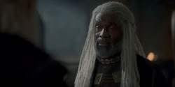 extant_HouseOfTheDragon_1x05-WeLightTheWay_1198