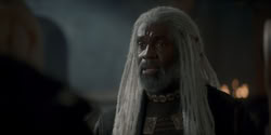extant_HouseOfTheDragon_1x05-WeLightTheWay_1230