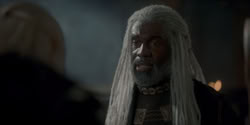 extant_HouseOfTheDragon_1x05-WeLightTheWay_1231