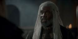 extant_HouseOfTheDragon_1x05-WeLightTheWay_1238