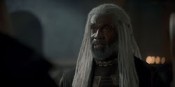extant_HouseOfTheDragon_1x05-WeLightTheWay_1240