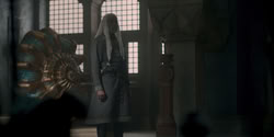 extant_HouseOfTheDragon_1x05-WeLightTheWay_1501