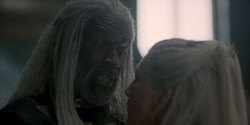 extant_HouseOfTheDragon_1x05-WeLightTheWay_1576