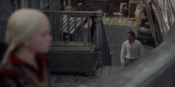 extant_HouseOfTheDragon_1x05-WeLightTheWay_1781