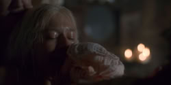 extant_HouseOfTheDragon_1x06-ThePrincessAndTheQueen_0088