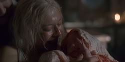extant_HouseOfTheDragon_1x06-ThePrincessAndTheQueen_0108