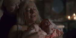 extant_HouseOfTheDragon_1x06-ThePrincessAndTheQueen_0118