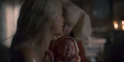 extant_HouseOfTheDragon_1x06-ThePrincessAndTheQueen_0153