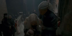extant_HouseOfTheDragon_1x06-ThePrincessAndTheQueen_0384