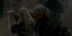 extant_HouseOfTheDragon_1x06-ThePrincessAndTheQueen_0410