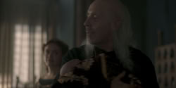 extant_HouseOfTheDragon_1x06-ThePrincessAndTheQueen_0564