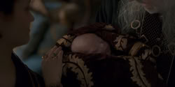 extant_HouseOfTheDragon_1x06-ThePrincessAndTheQueen_0594