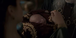 extant_HouseOfTheDragon_1x06-ThePrincessAndTheQueen_0596
