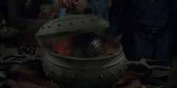 extant_HouseOfTheDragon_1x06-ThePrincessAndTheQueen_0717