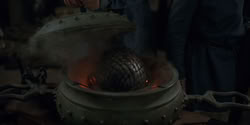 extant_HouseOfTheDragon_1x06-ThePrincessAndTheQueen_0718