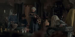extant_HouseOfTheDragon_1x06-ThePrincessAndTheQueen_0734