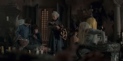 extant_HouseOfTheDragon_1x06-ThePrincessAndTheQueen_0738