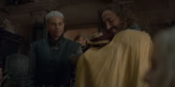 extant_HouseOfTheDragon_1x06-ThePrincessAndTheQueen_0786