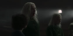 extant_HouseOfTheDragon_1x06-ThePrincessAndTheQueen_0888