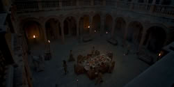 extant_HouseOfTheDragon_1x06-ThePrincessAndTheQueen_1921