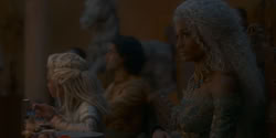 extant_HouseOfTheDragon_1x06-ThePrincessAndTheQueen_2004