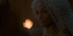 extant_HouseOfTheDragon_1x06-ThePrincessAndTheQueen_2085