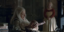 extant_HouseOfTheDragon_1x06-ThePrincessAndTheQueen_2633