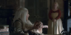 extant_HouseOfTheDragon_1x06-ThePrincessAndTheQueen_2635