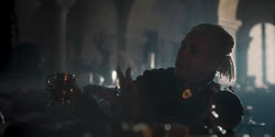 extant_HouseOfTheDragon_1x06-ThePrincessAndTheQueen_2960