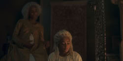 extant_HouseOfTheDragon_1x06-ThePrincessAndTheQueen_3197