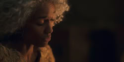 extant_HouseOfTheDragon_1x06-ThePrincessAndTheQueen_3215