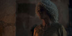 extant_HouseOfTheDragon_1x06-ThePrincessAndTheQueen_3410