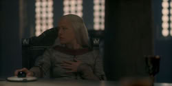 extant_HouseOfTheDragon_1x06-ThePrincessAndTheQueen_3490