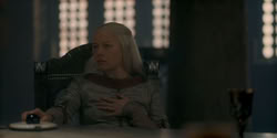 extant_HouseOfTheDragon_1x06-ThePrincessAndTheQueen_3493