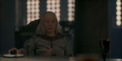 extant_HouseOfTheDragon_1x06-ThePrincessAndTheQueen_3495