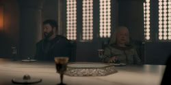 extant_HouseOfTheDragon_1x06-ThePrincessAndTheQueen_3526