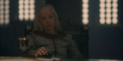 extant_HouseOfTheDragon_1x06-ThePrincessAndTheQueen_3531