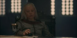 extant_HouseOfTheDragon_1x06-ThePrincessAndTheQueen_3532