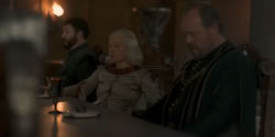 extant_HouseOfTheDragon_1x06-ThePrincessAndTheQueen_3596