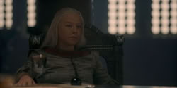 extant_HouseOfTheDragon_1x06-ThePrincessAndTheQueen_3620
