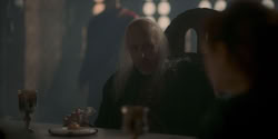 extant_HouseOfTheDragon_1x06-ThePrincessAndTheQueen_3658