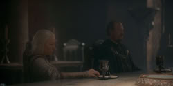extant_HouseOfTheDragon_1x06-ThePrincessAndTheQueen_3659