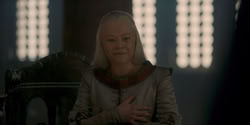 extant_HouseOfTheDragon_1x06-ThePrincessAndTheQueen_3806
