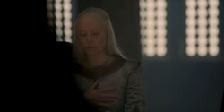 extant_HouseOfTheDragon_1x06-ThePrincessAndTheQueen_3831