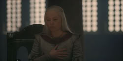 extant_HouseOfTheDragon_1x06-ThePrincessAndTheQueen_3834