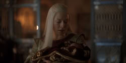 extant_HouseOfTheDragon_1x06-ThePrincessAndTheQueen_4750