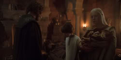 extant_HouseOfTheDragon_1x06-ThePrincessAndTheQueen_4782